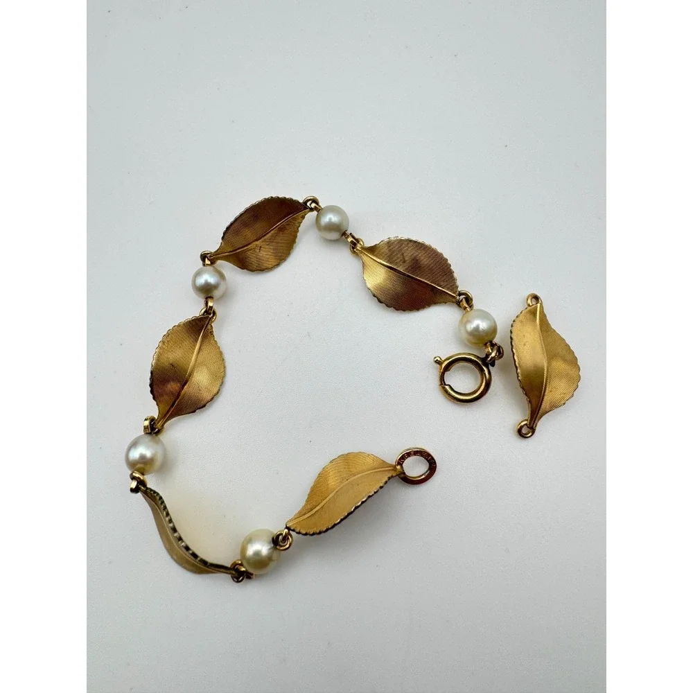 Vintage Krementz Bracelet Leaf